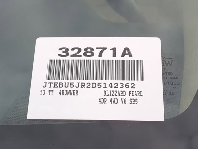 Used 2013 Toyota 4Runner SR5 image 18