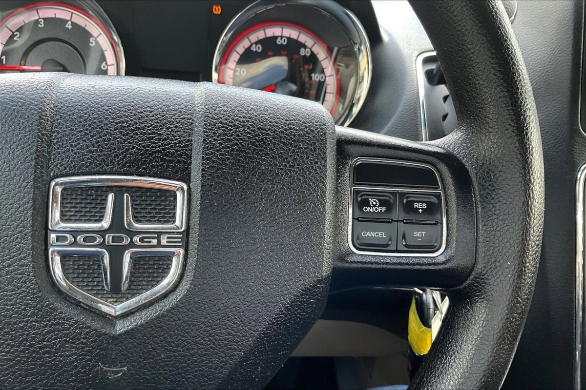 Used 2014 Dodge Grand Caravan SE w/ Quick Order Package 29E SE FWD image 12