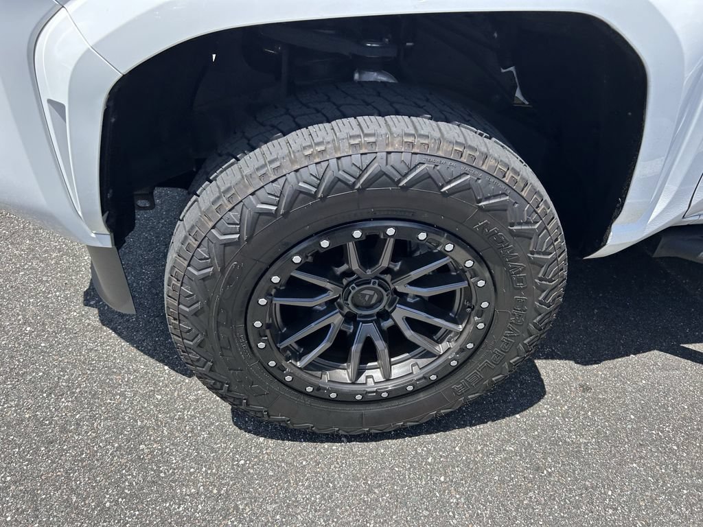 Used 2024 Toyota Tacoma SR5 RWD image 10