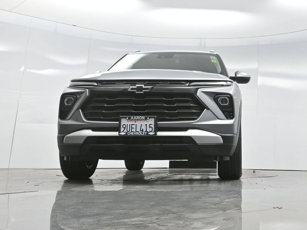 Used 2025 Chevrolet TrailBlazer LT w/ Convenience Package FWD image 59