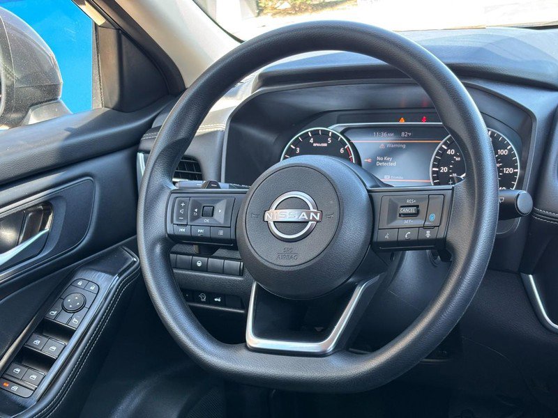 Used 2024 Nissan Rogue SV image 12