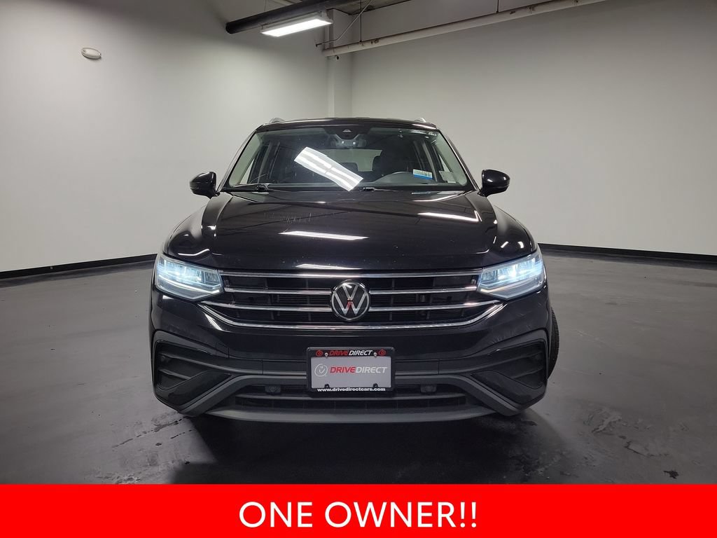 Used 2024 Volkswagen Tiguan SE AWD/4WD image 3