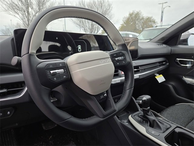 New 2025 Kia K4 GT-Line image 12