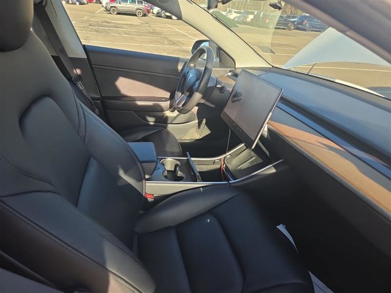 Used 2018 Tesla Model 3 Long Range image 5