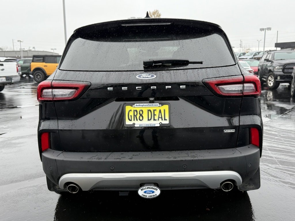 Certified 2023 Ford Escape SE w/ PHEV Premium Package image 6