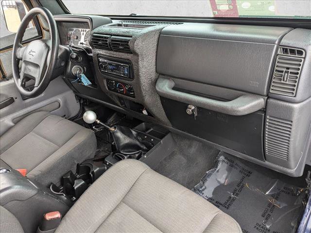 Used 2006 Jeep Wrangler X w/ Premium Audio Group image 17