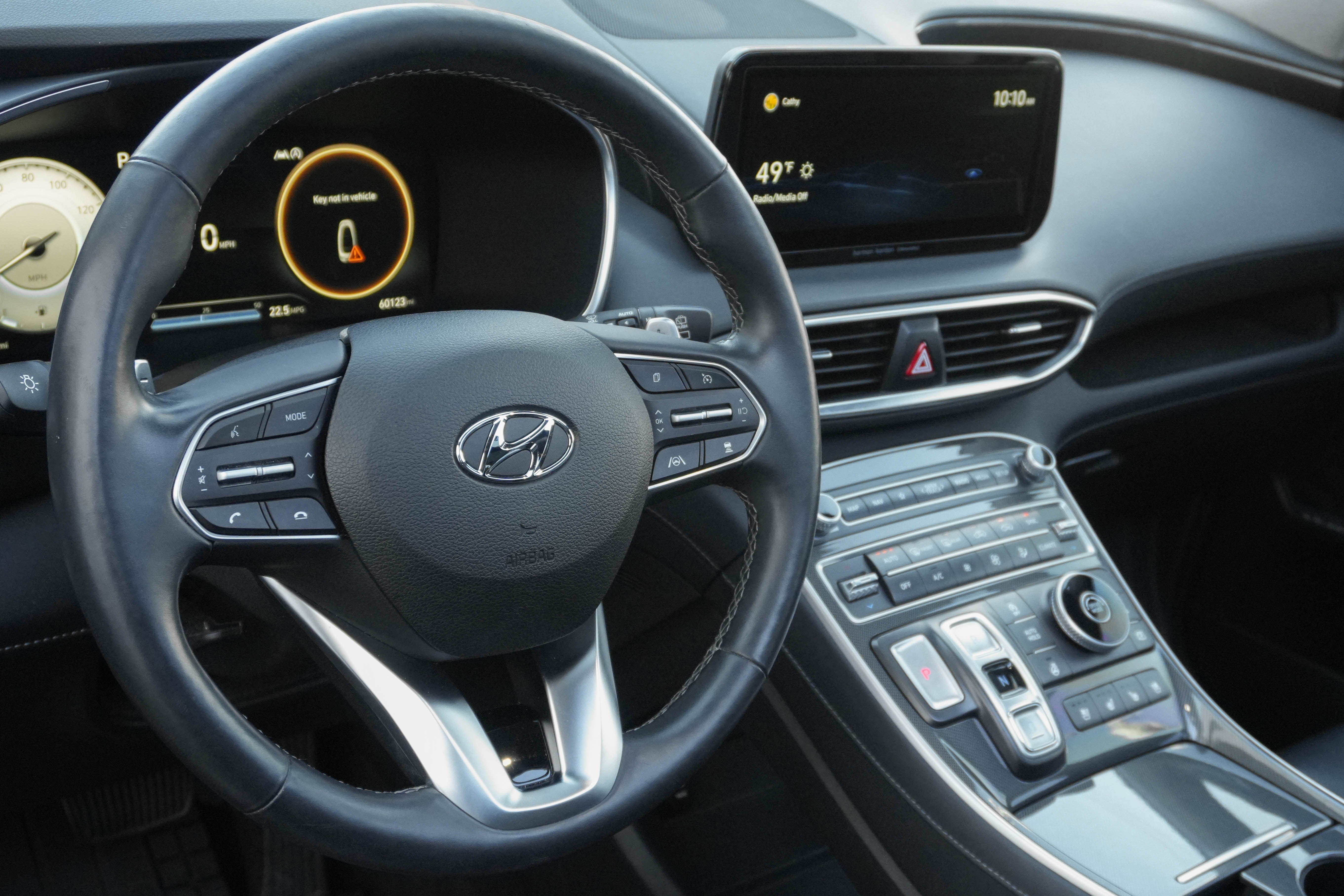 Used 2021 Hyundai Santa Fe Limited w/ Cargo Package image 7