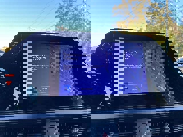 Used 2024 Lexus UX 250h F Sport image 14