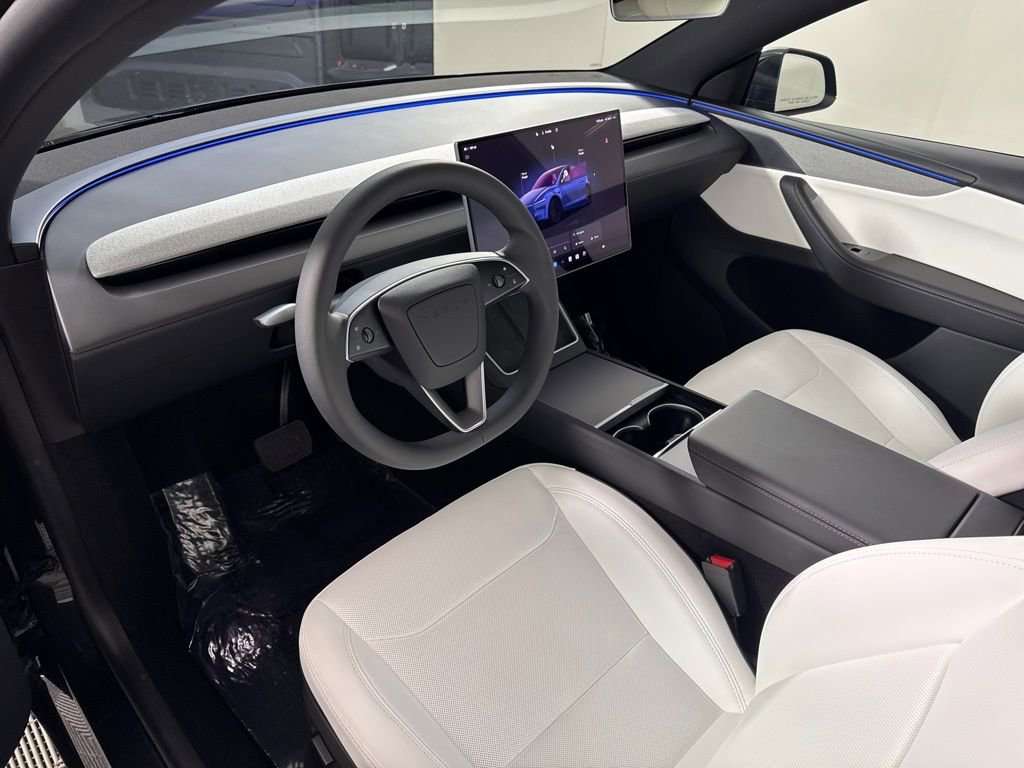 Used 2026 Tesla Model Y Long Range image 13