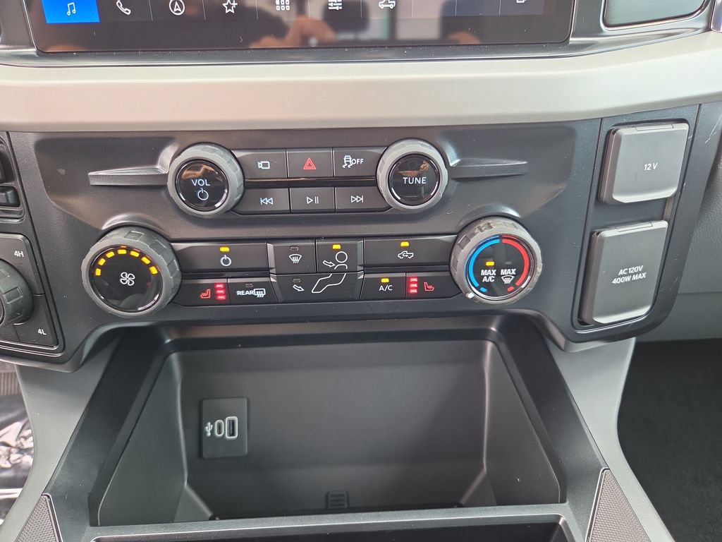 New 2027 Ford F250 XLT w/ XLT Premium Package AWD/4WD image 34