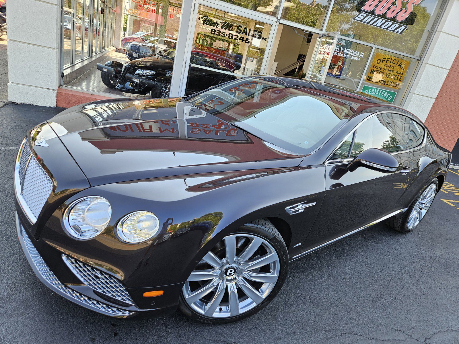 Used 2016 Bentley Continental GT image 17