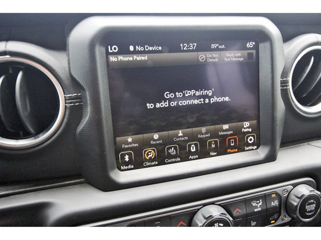 Used 2023 Jeep Wrangler Unlimited Sahara w/ Cold Weather Group AWD/4WD image 19