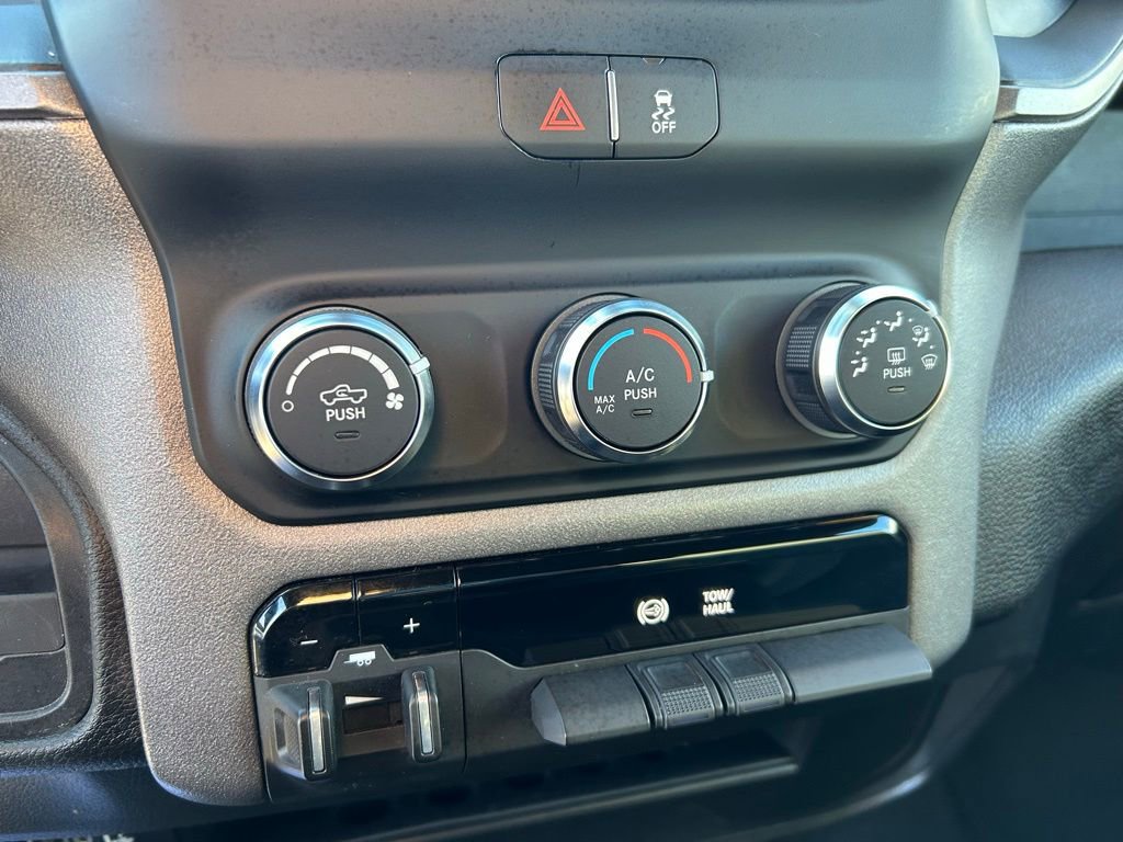 Used 2022 RAM 3500 Tradesman image 15