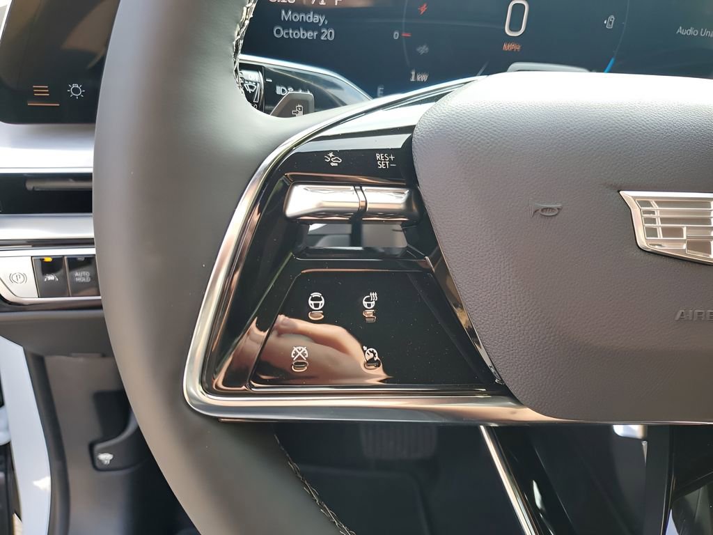 New 2026 Cadillac Lyriq Sport image 32