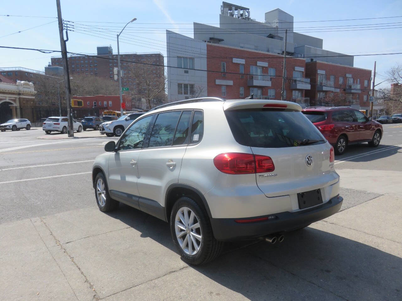 Used 2015 Volkswagen Tiguan S AWD/4WD image 5