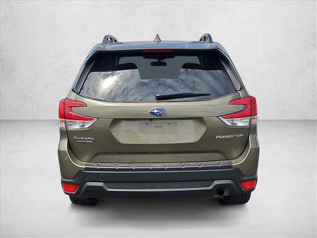 Used 2023 Subaru Forester Premium AWD/4WD image 6