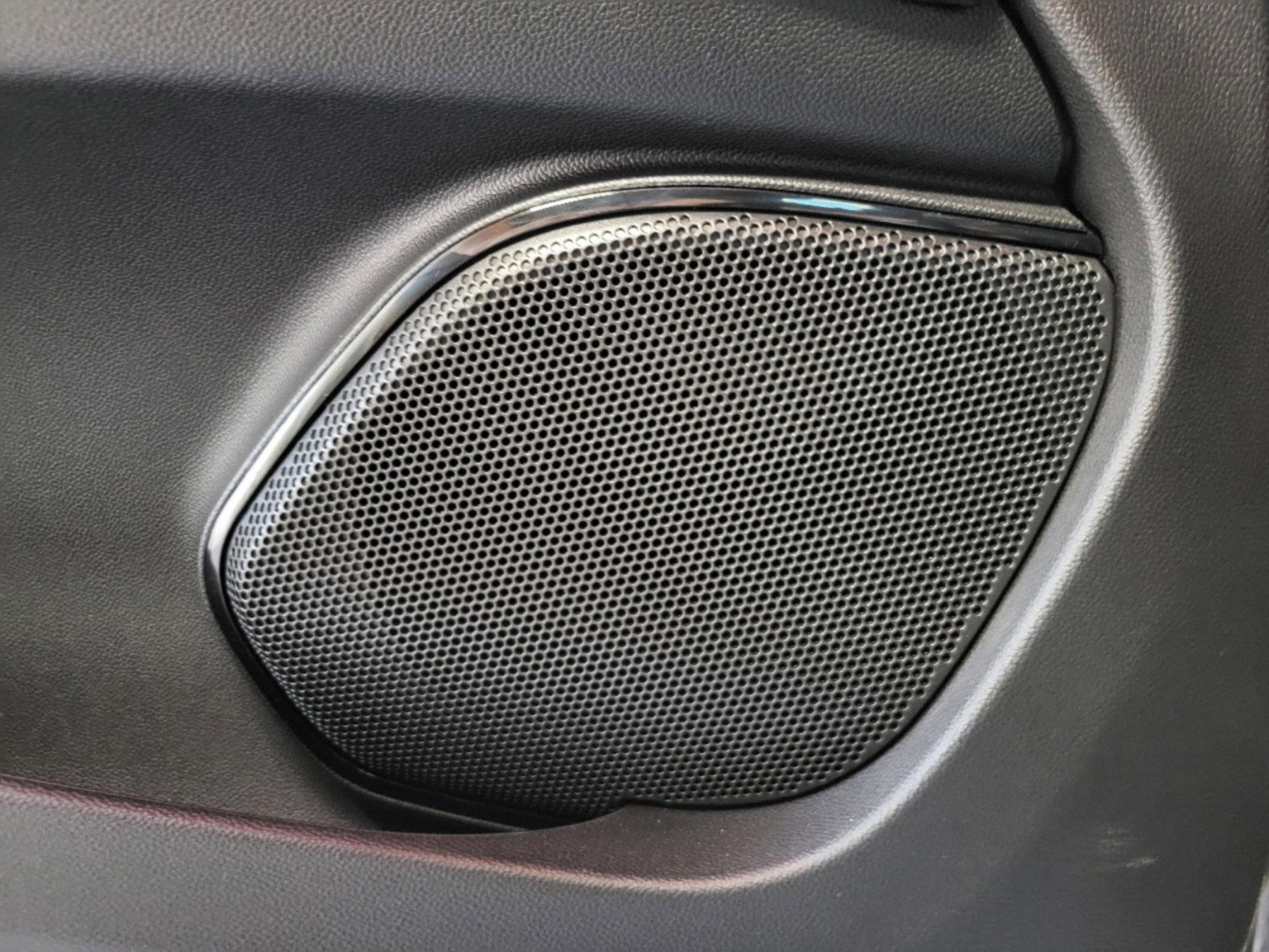 New 2025 Alfa Romeo Stelvio Sprint image 30