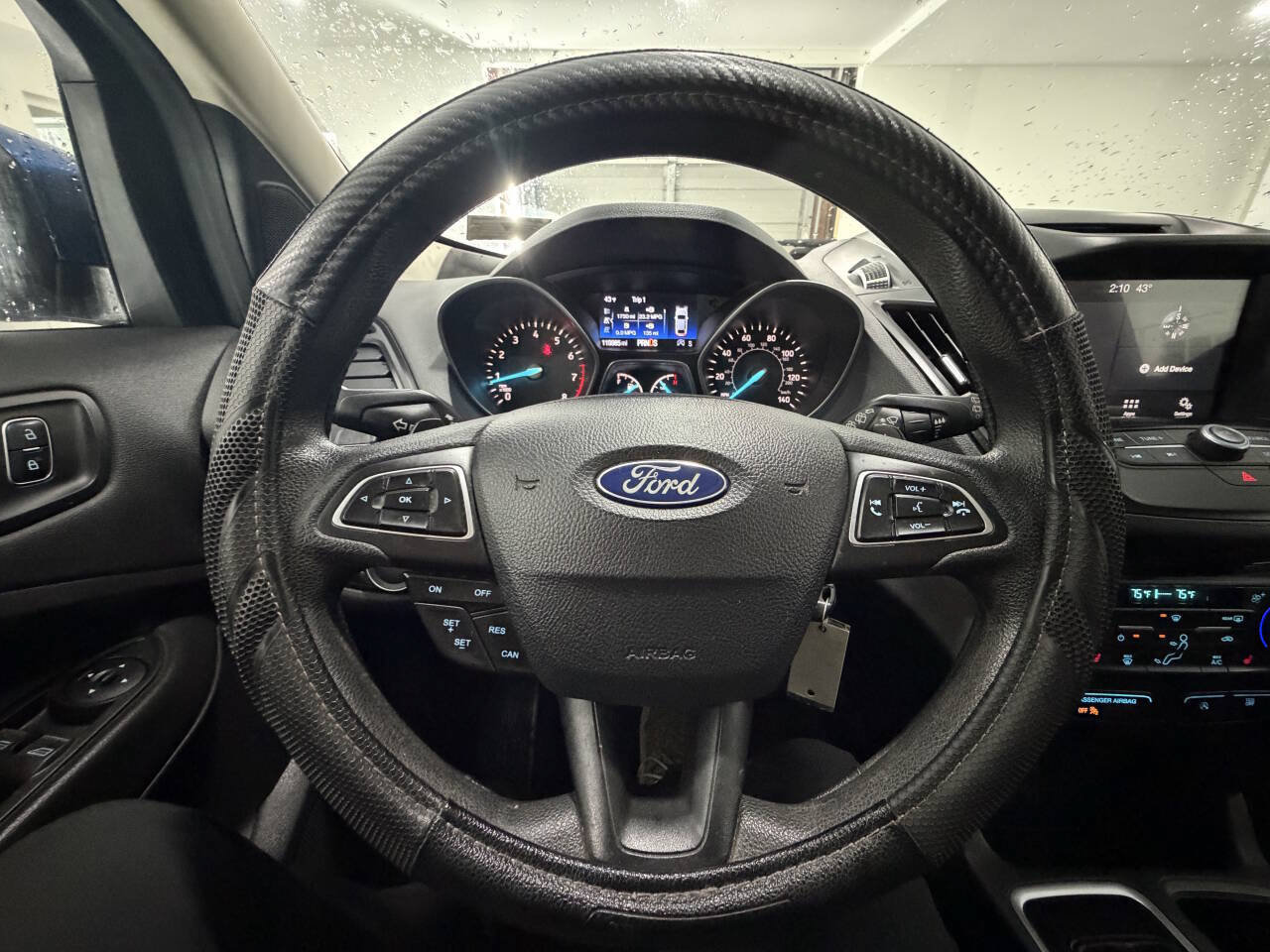 Used 2017 Ford Escape SE w/ Equipment Group 201A AWD/4WD image 29