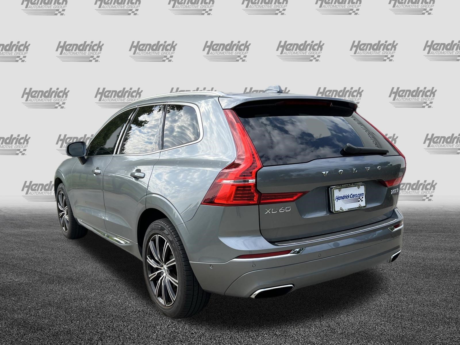 Used 2018 Volvo XC60 T5 Inscription w/ Convenience Package AWD/4WD image 8