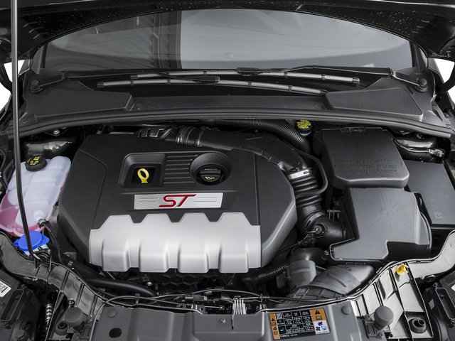 Used 2017 Ford Focus ST FWD image 14