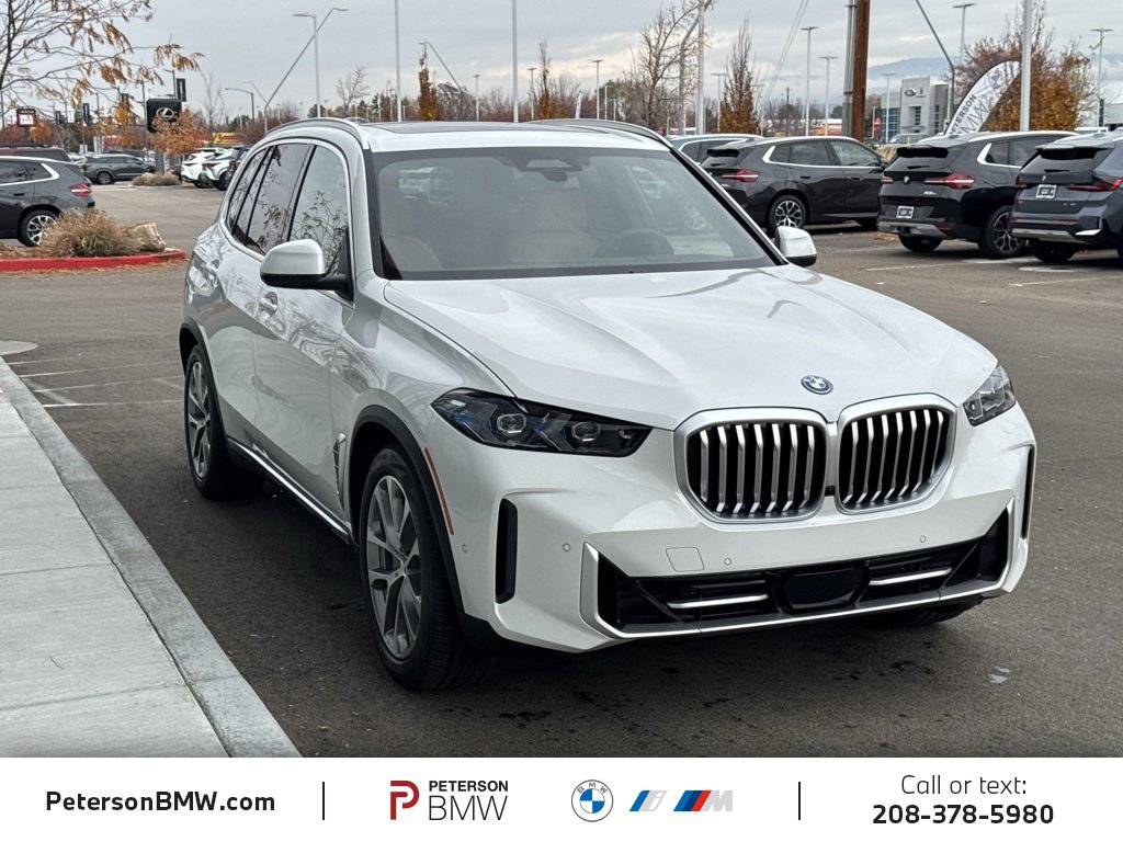 New 2026 BMW X5 xDrive50e image 9