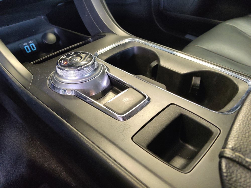 Used 2019 Ford Fusion Titanium image 26