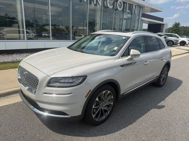 Used 2023 Lincoln Nautilus Reserve w/ Equipment Group 201A FWD image 2