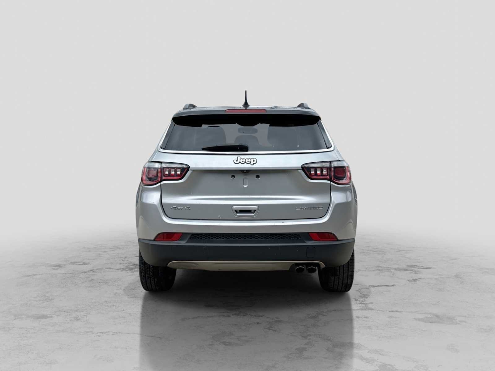 Used 2019 Jeep Compass Limited AWD/4WD image 5