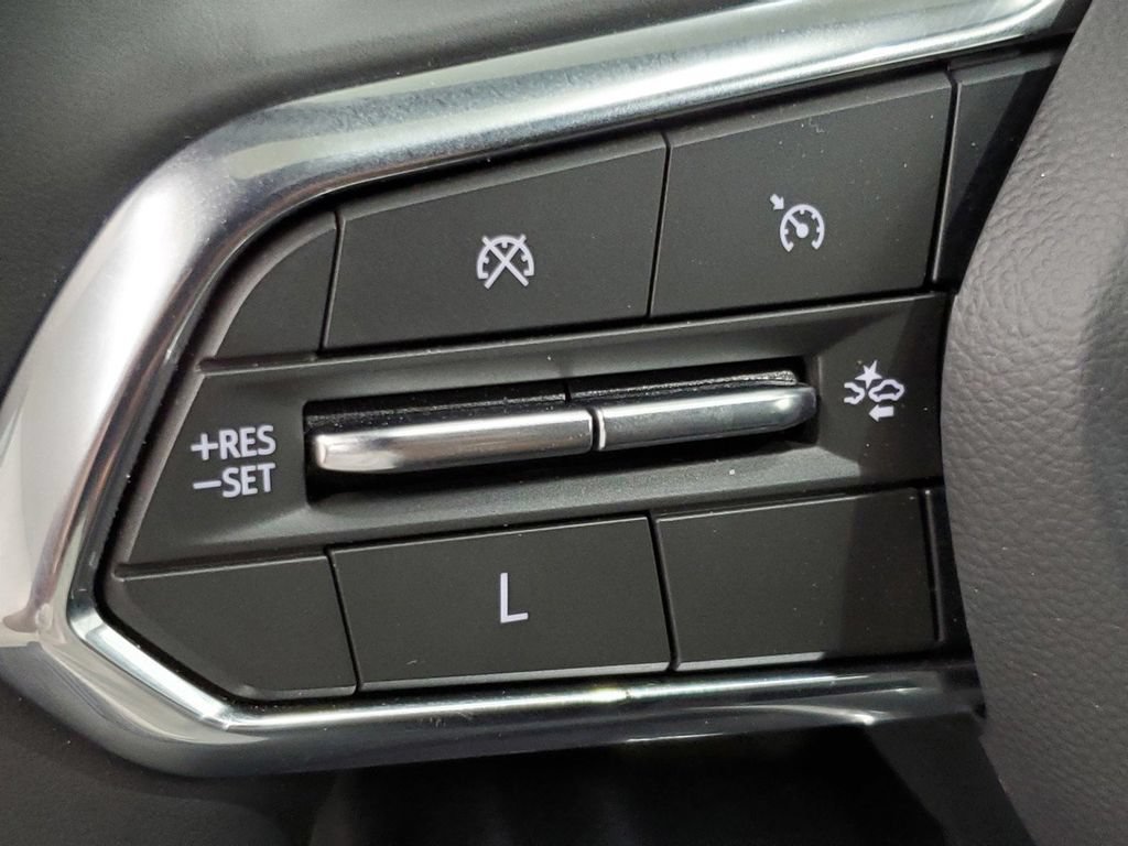 Used 2025 Chevrolet Equinox LT w/ Safety and Technology Package FWD image 29