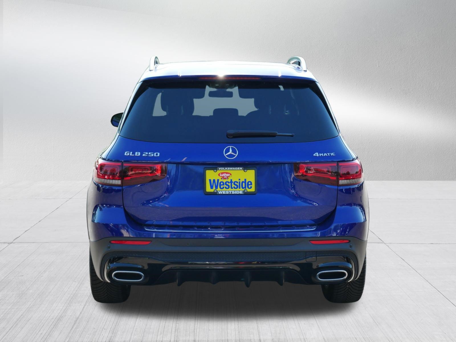 Used 2022 Mercedes-Benz GLB 250 4MATIC image 6