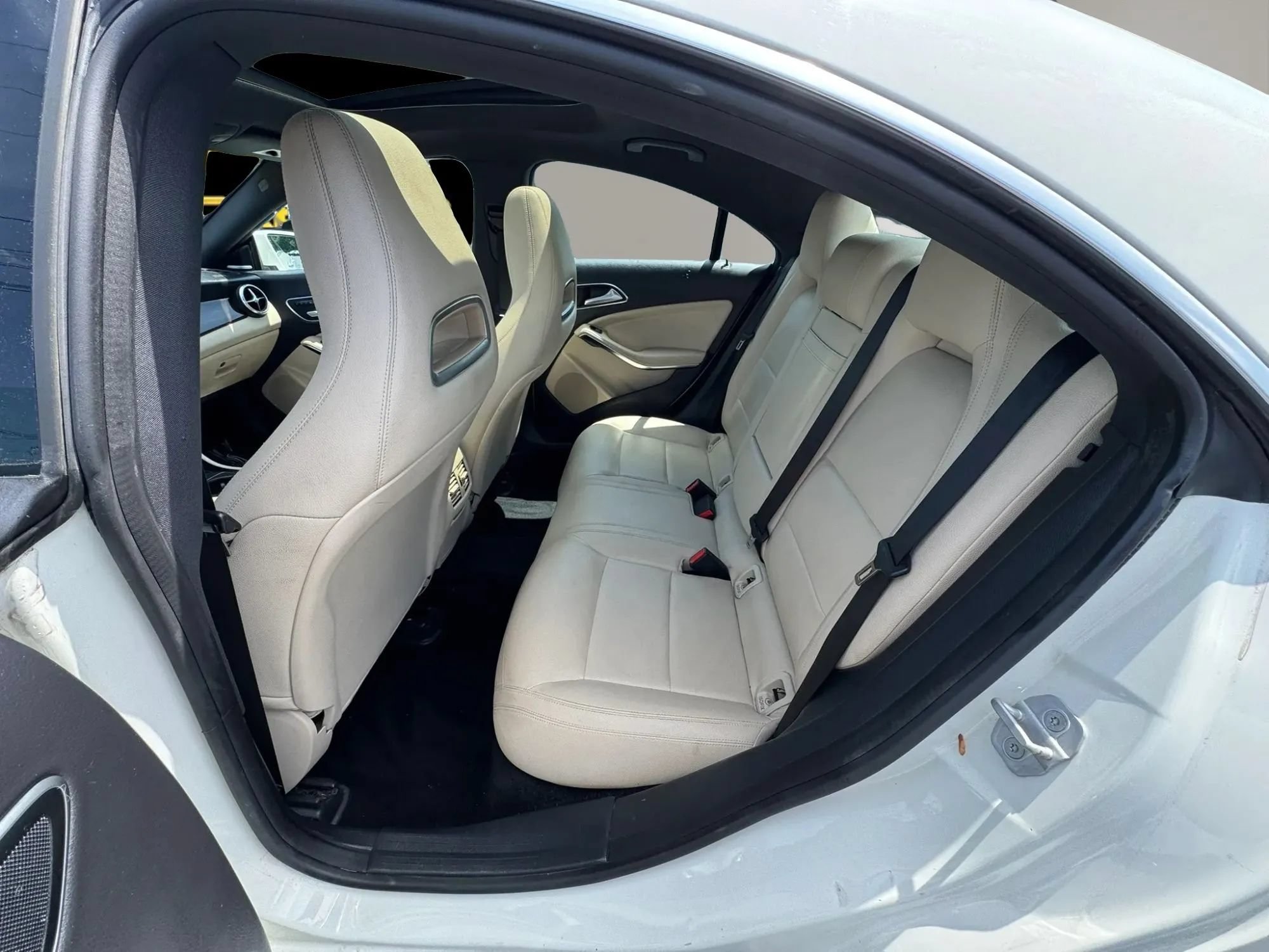 Used 2017 Mercedes-Benz CLA 250 4MATIC image 10