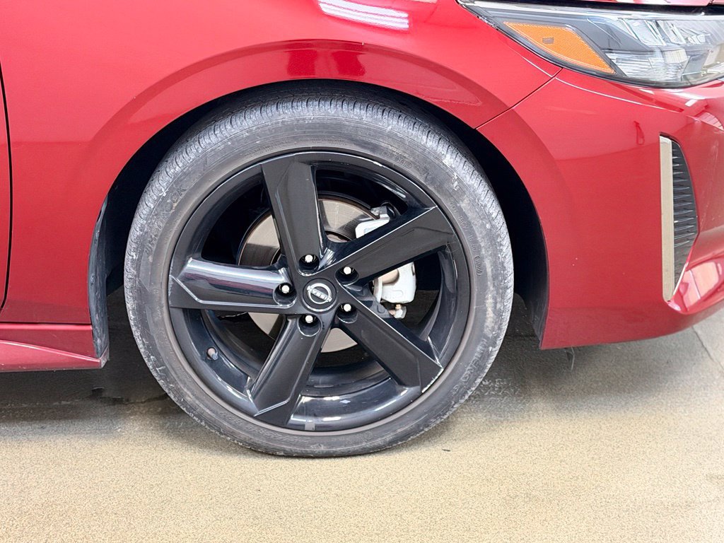 Used 2024 Nissan Sentra SR FWD image 4