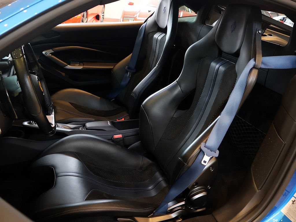 Certified 2020 Ferrari F8 Tributo RWD image 5