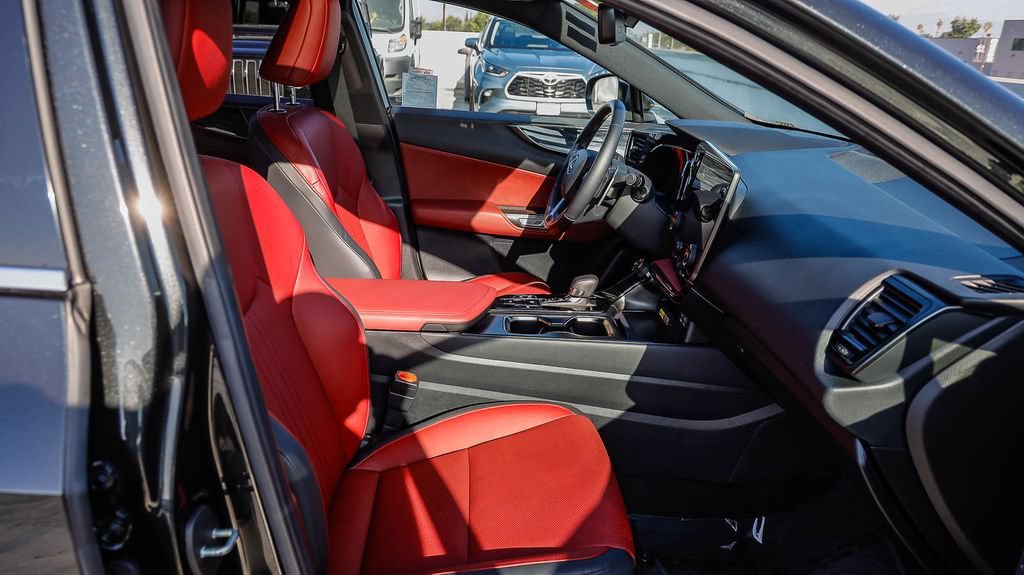 Used 2022 Lexus NX 350h AWD image 21