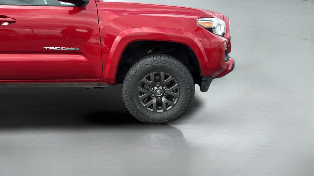 Used 2021 Toyota Tacoma SR5 AWD/4WD image 33