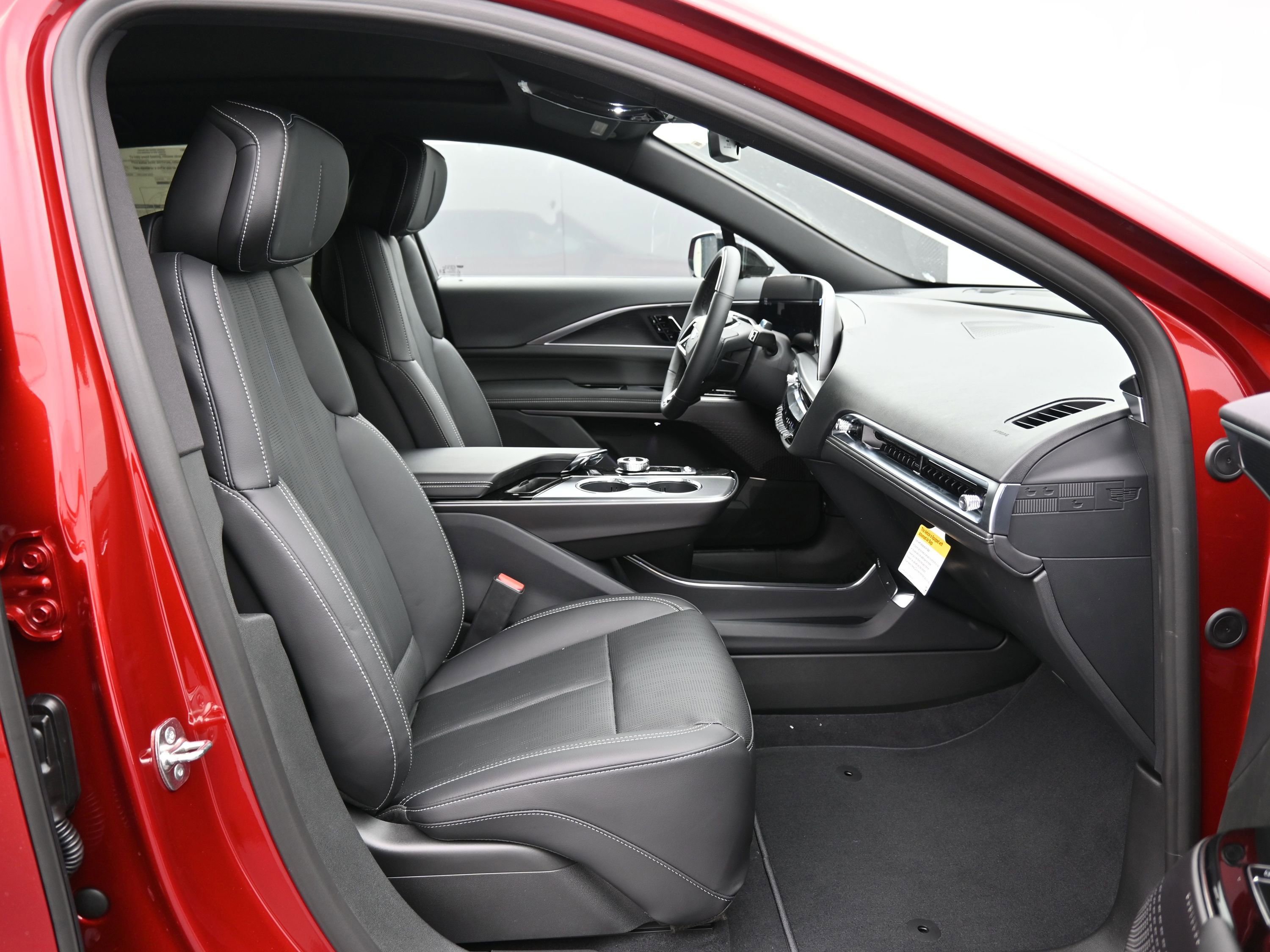 New 2026 Cadillac Lyriq Sport image 13