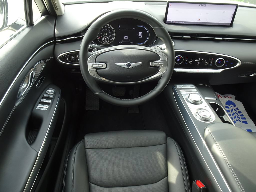 Used 2022 Genesis GV70 2.5T w/ Select Package AWD/4WD image 16