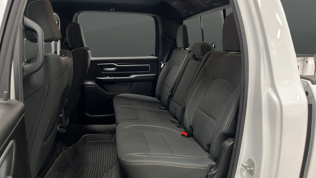Used 2023 RAM 1500 Big Horn AWD/4WD image 23