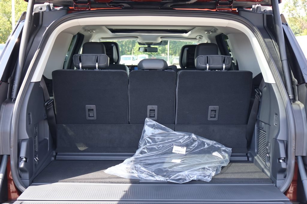 New 2027 Ford Expedition Active AWD/4WD image 23