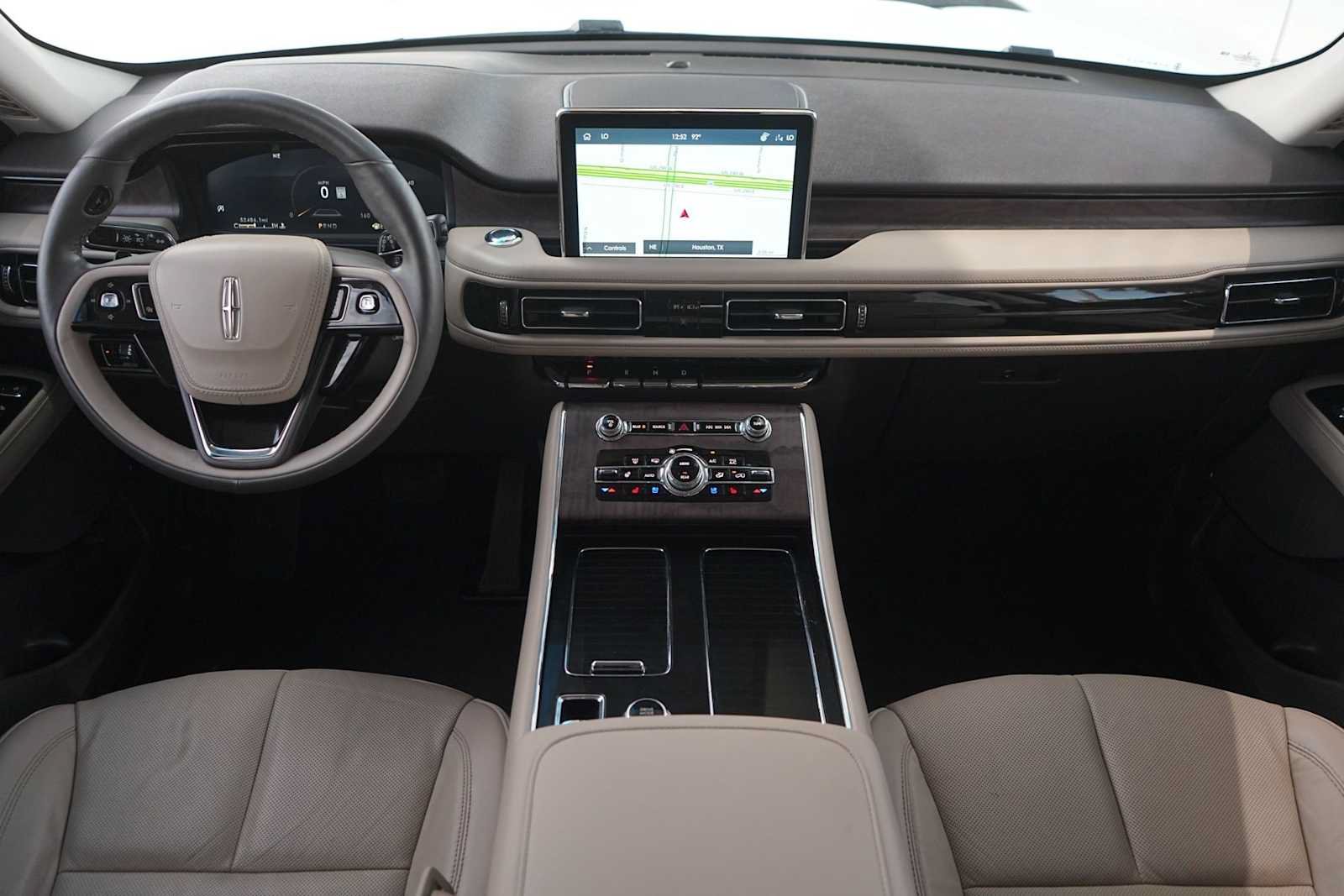 Used 2024 Lincoln Aviator Reserve w/ Equipment Group 201A RWD image 10