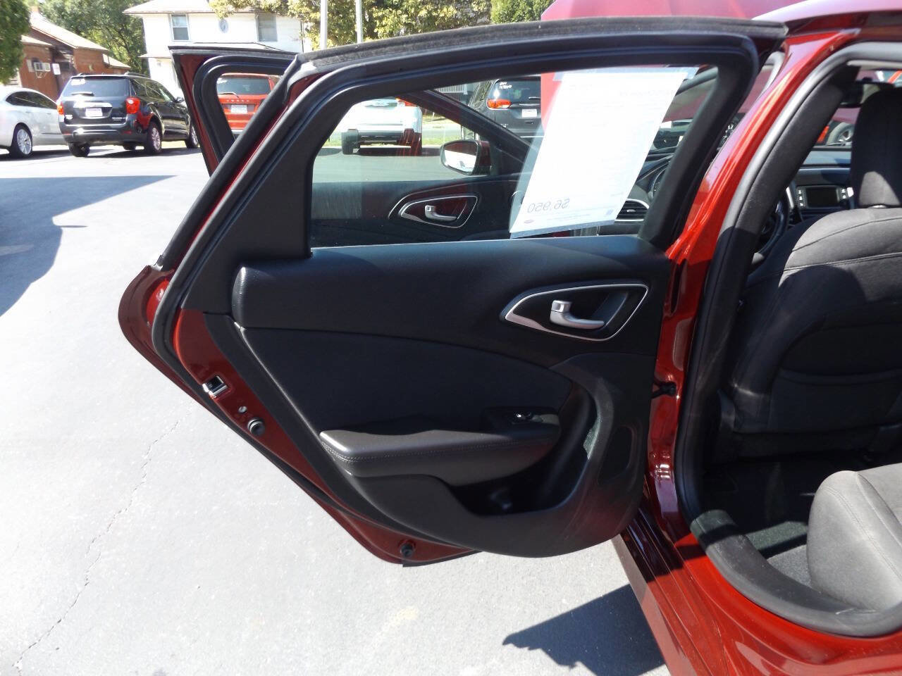 Used 2015 Chrysler 200 Limited w/ Convenience Group image 20