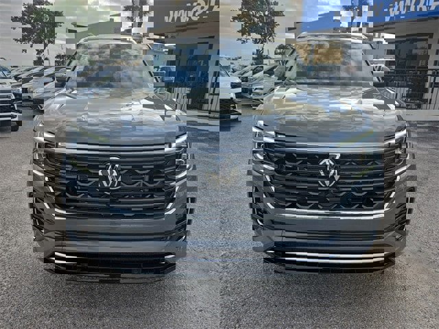 New 2026 Volkswagen Atlas SEL Premium R-Line image 2