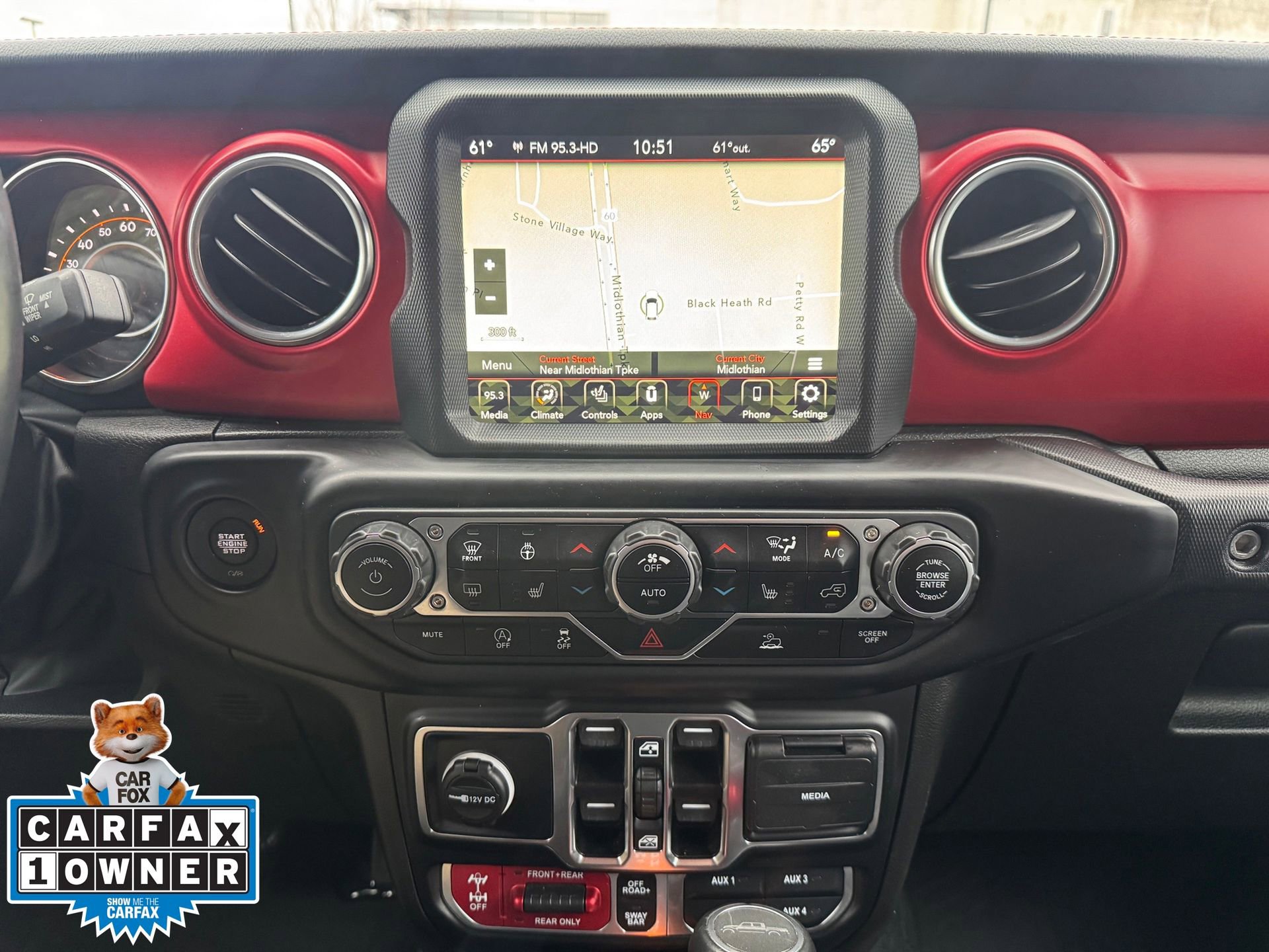 Used 2023 Jeep Gladiator Rubicon w/ Cold Weather Group image 12