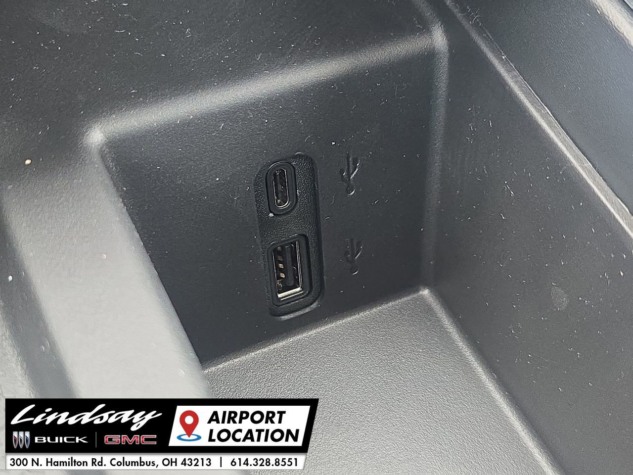 New 2026 GMC Acadia Elevation image 40