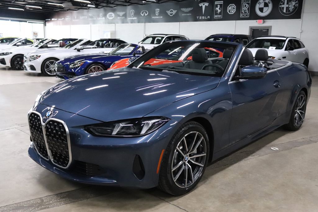 Used 2025 BMW 430i Convertible w/ Convenience Package image 2