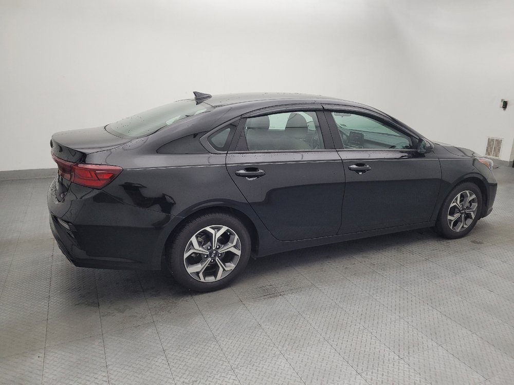 Used 2019 Kia Forte LXS FWD image 10