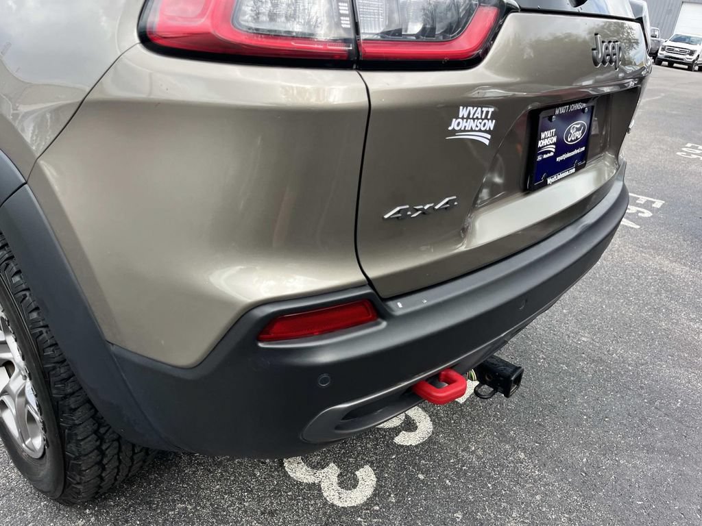 Used 2021 Jeep Cherokee Trailhawk AWD/4WD image 12