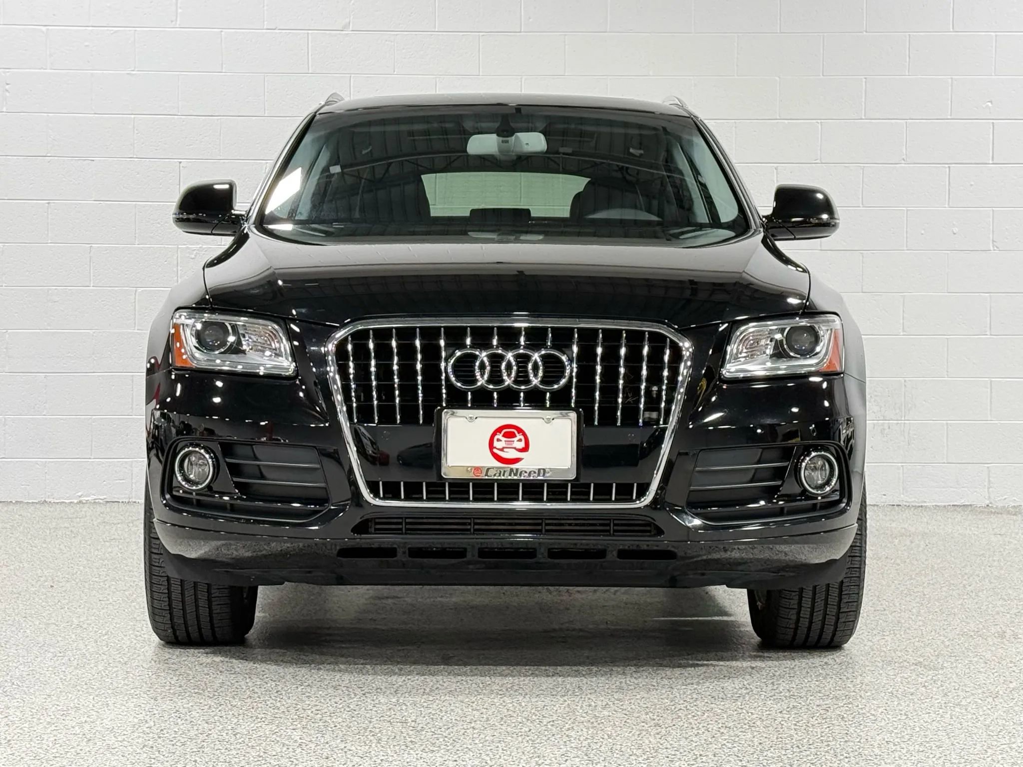 Used 2016 Audi Q5 2.0T Premium Plus w/ Technology Package image 3