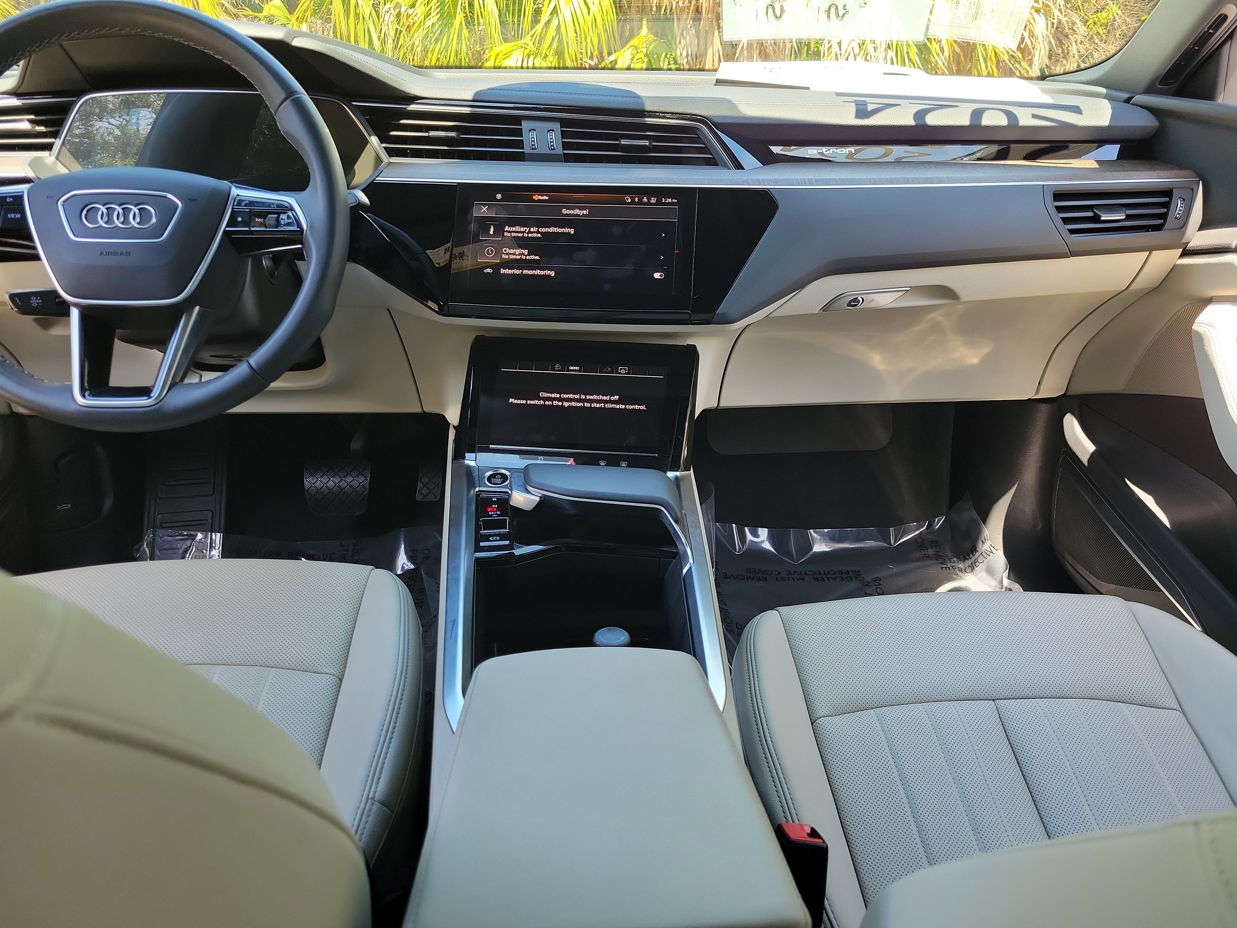 Used 2024 Audi Q8 e-tron Premium Plus w/ Premium Plus Package AWD/4WD image 14