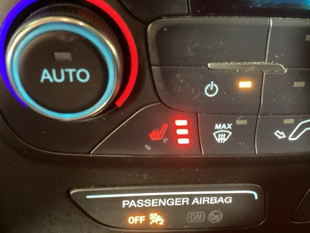 Used 2017 Ford Escape SE w/ SE Cold Weather Package image 22